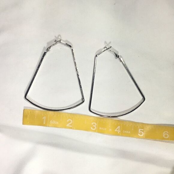 Extra Large Silver Tone Bell Shaped Hoops (UC3) - Picture 4 of 4